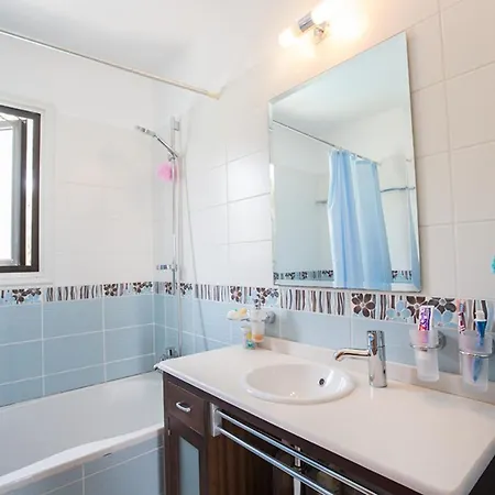 The Complete Guide To Renting Your Exclusive Holiday In With Private Pool And Close To The Beach, 1216 Protarász