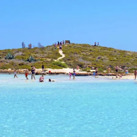 Villa The Complete Guide To Renting Your Exclusive Holiday In With Private Pool And Close To The Beach, 1216 *
